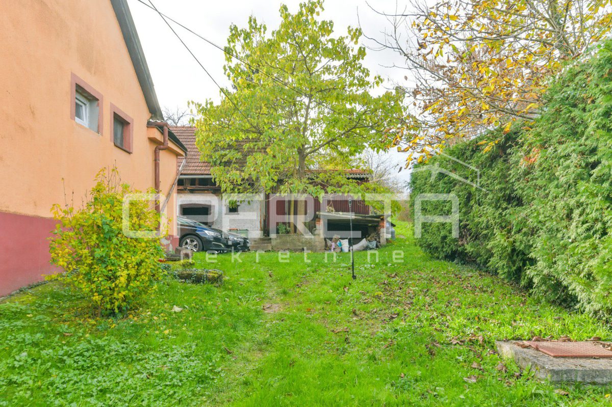 House For sale - KARLOVAČKA OZALJ
