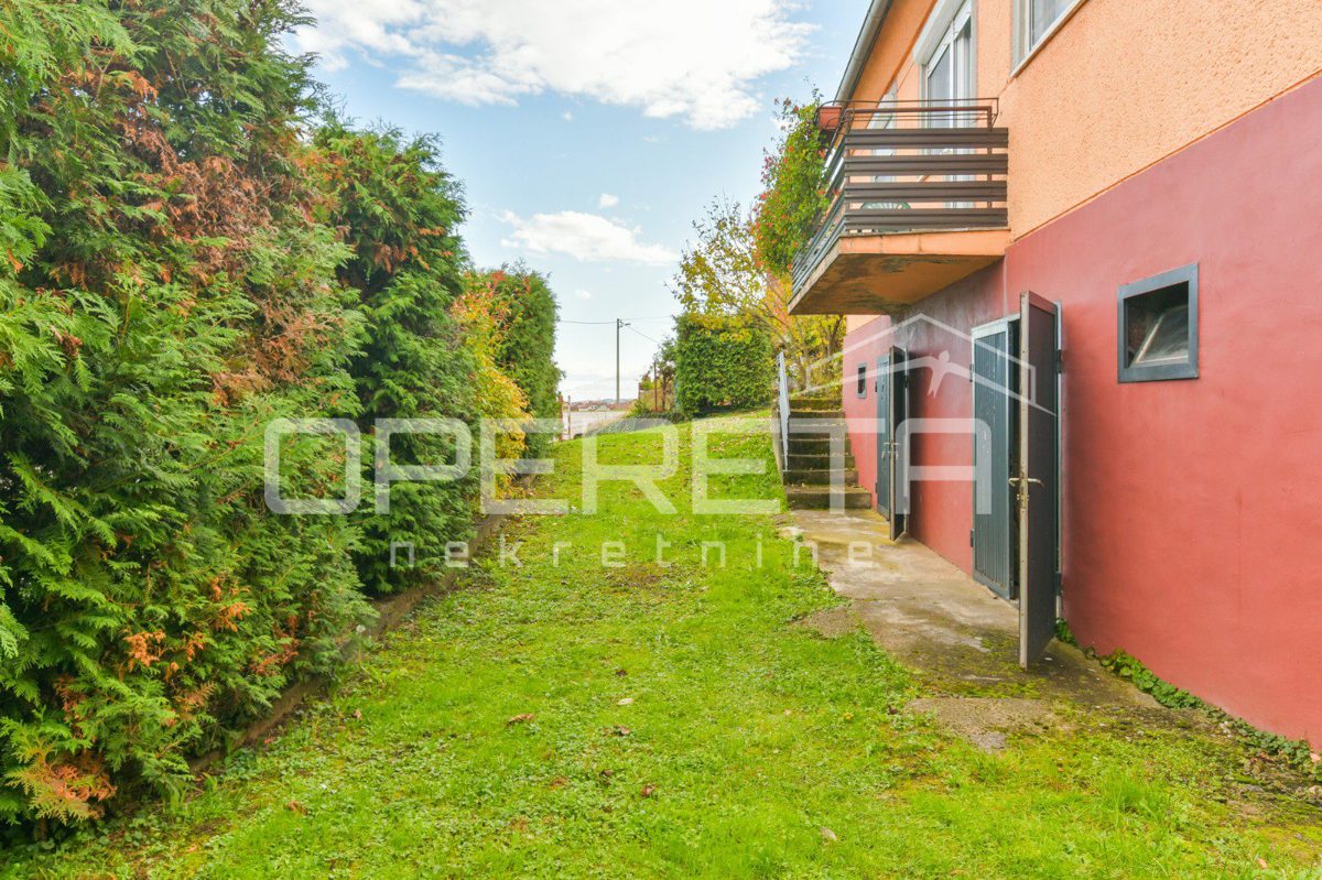 House For sale - KARLOVAČKA OZALJ
