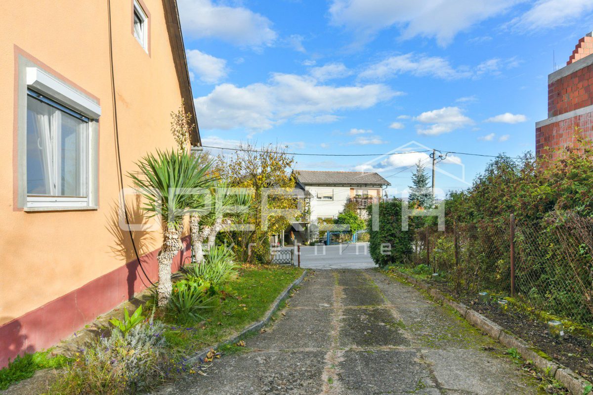 House For sale - KARLOVAČKA OZALJ