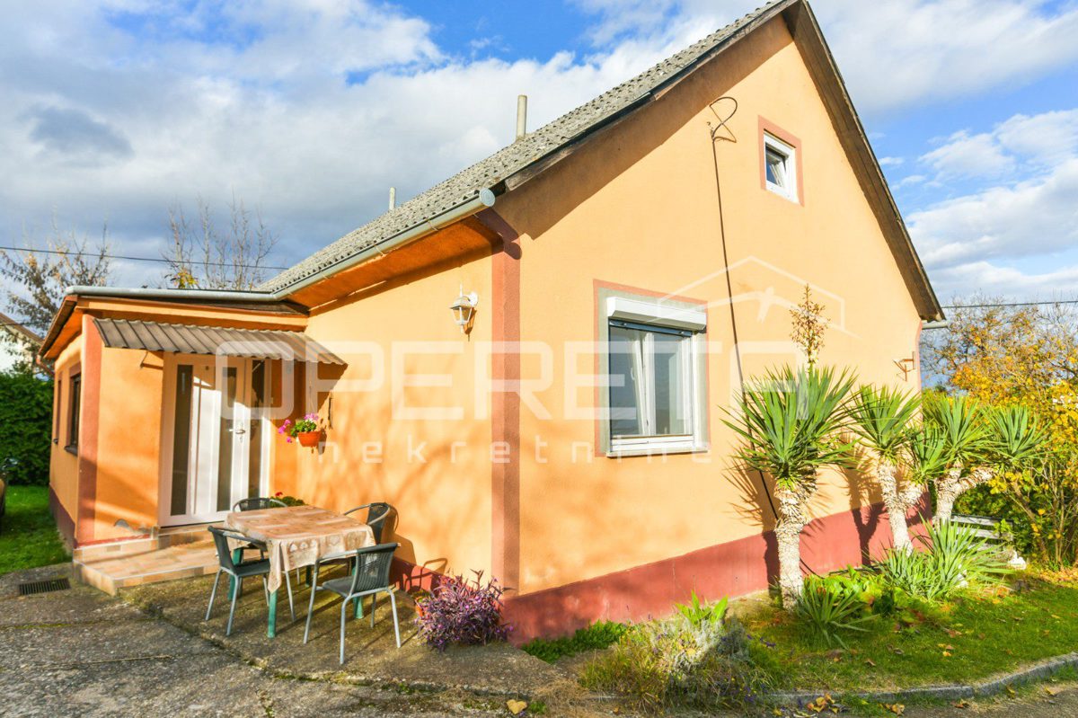 House For sale - KARLOVAČKA OZALJ