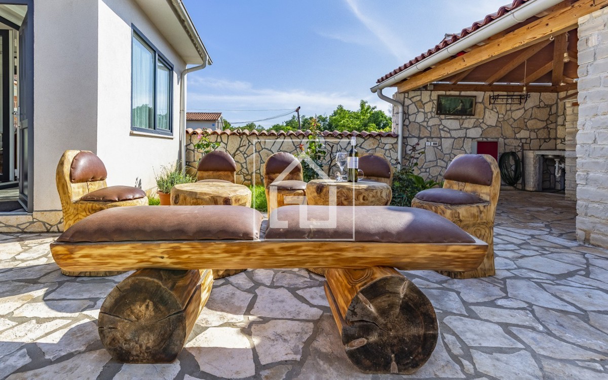 House For sale - ISTARSKA MEDULIN