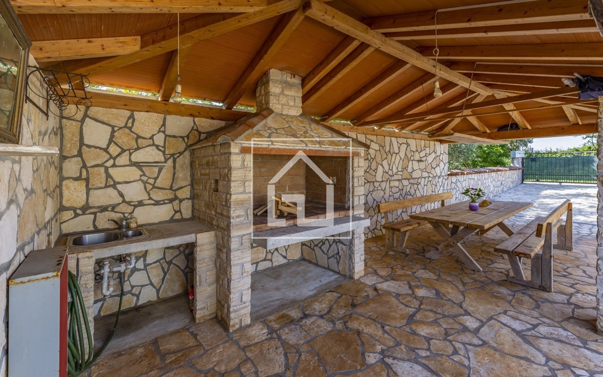 House For sale - ISTARSKA MEDULIN