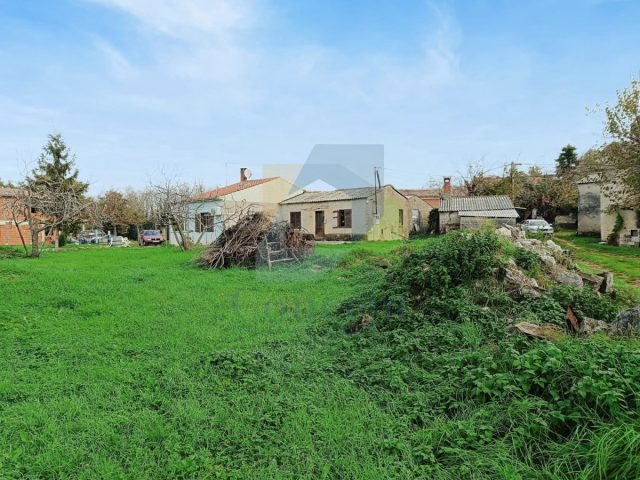 Grundstück zu verkaufen 918 m² – Poreč