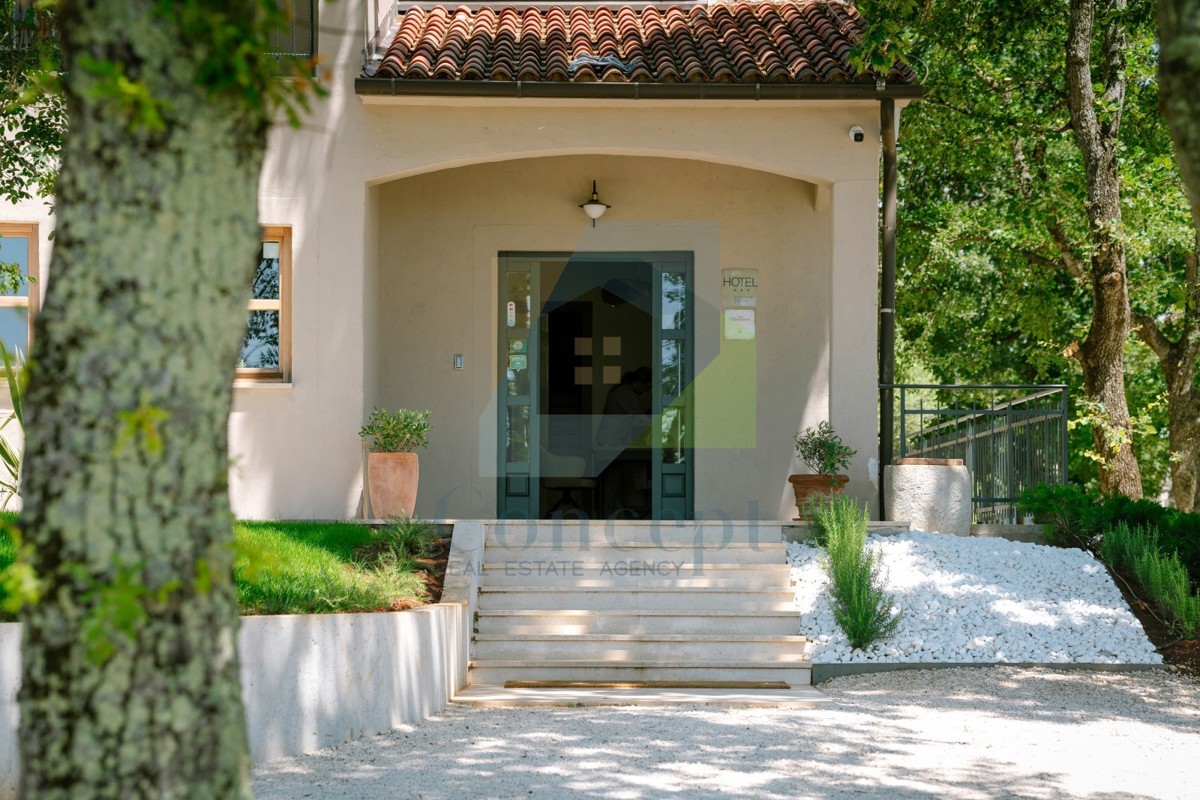 Komerční Na prodej - ISTARSKA POREČ