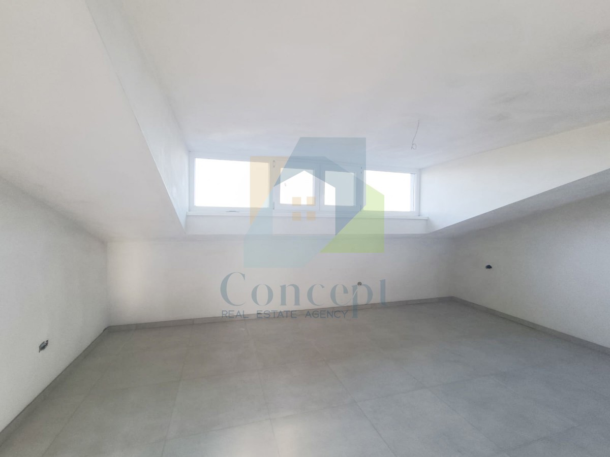 Apartmán Na predaj - ISTARSKA POREČ