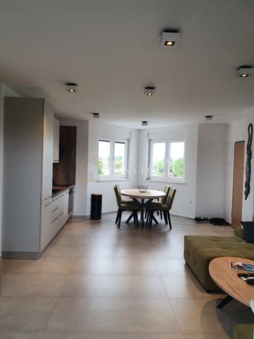 Appartement À vendre - Istarska Fažana - foto 3/8