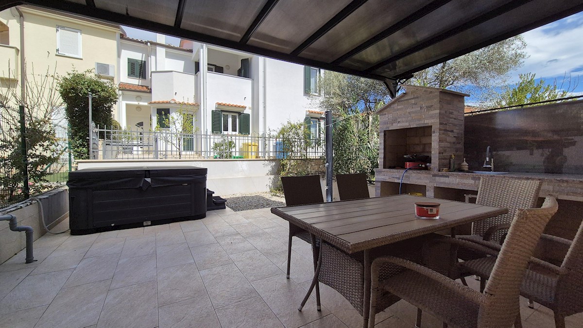 Maison À vendre - ISTARSKA TAR-VABRIGA