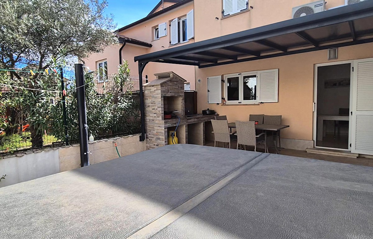 Maison À vendre - ISTARSKA TAR-VABRIGA