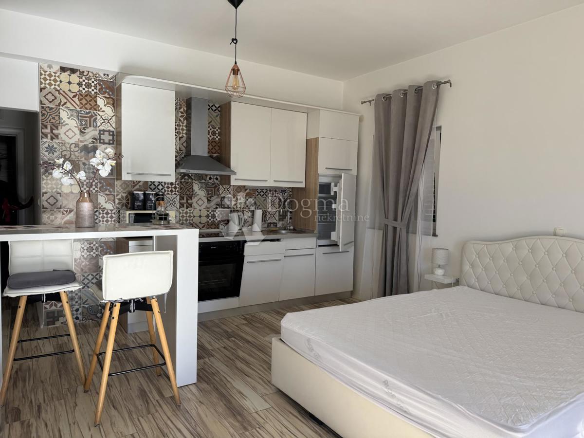 Appartement À louer - Primorsko-goranska Rijeka - foto 1/4