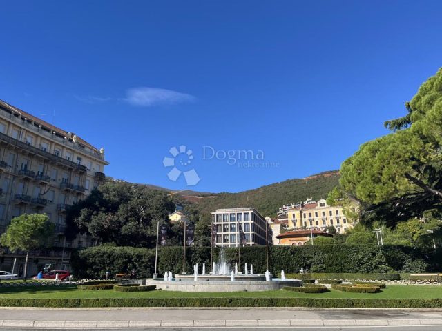 Poslovni prostori za najem 262 m² – Opatija