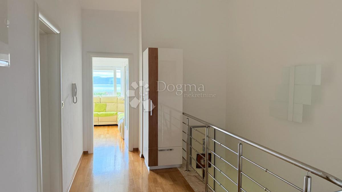 Apartmán Na prodej - SPLITSKO-DALMATINSKA BAŠKA VODA