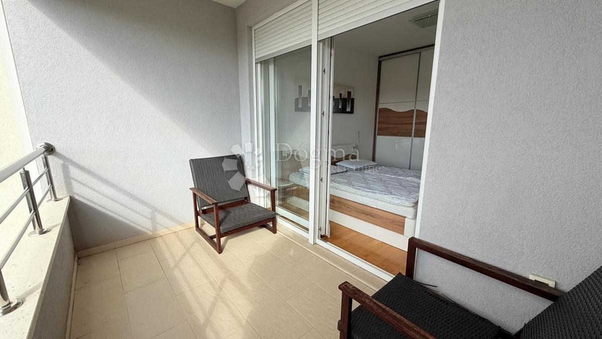 Apartmán Na prodej - SPLITSKO-DALMATINSKA BAŠKA VODA