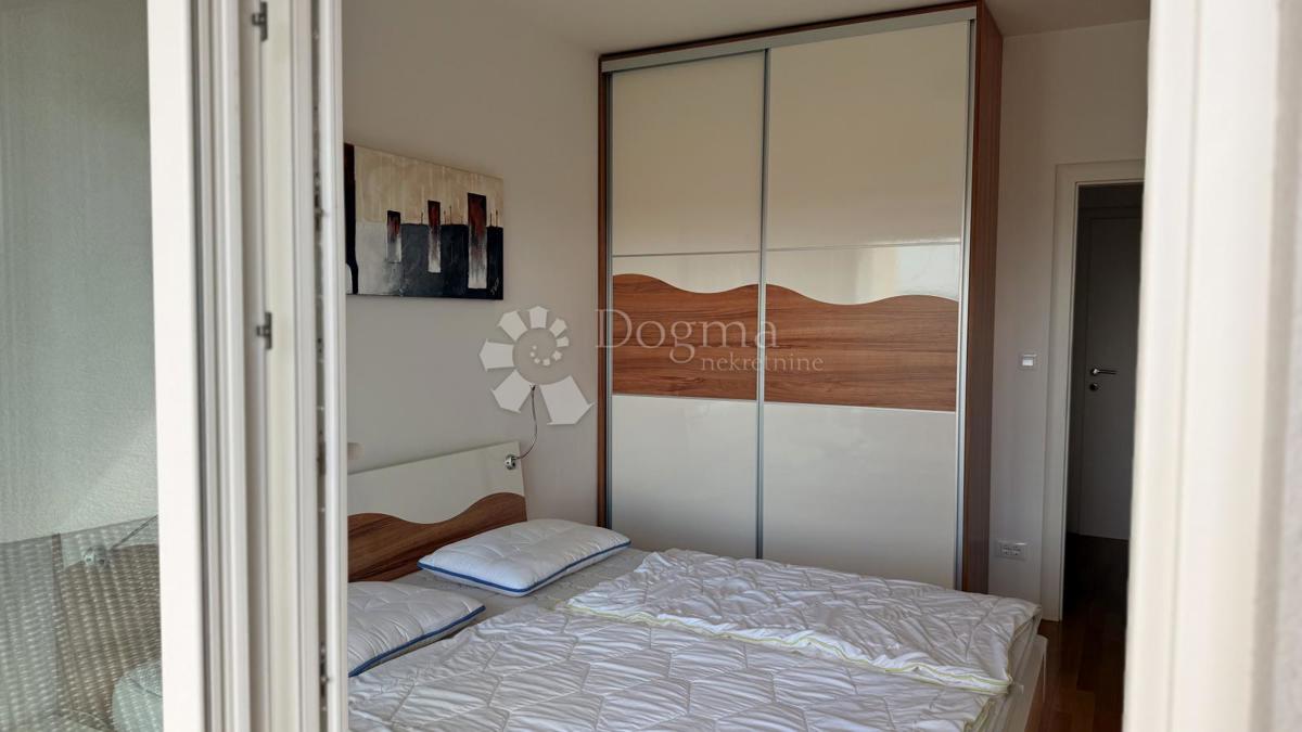Apartmán Na prodej - SPLITSKO-DALMATINSKA BAŠKA VODA