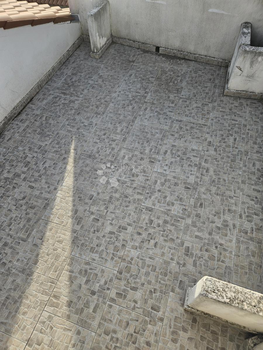 Casa In vendita - PRIMORSKO-GORANSKA KRK