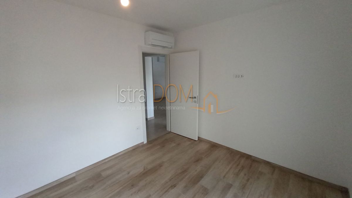 Apartmán Na predaj - ISTARSKA POREČ