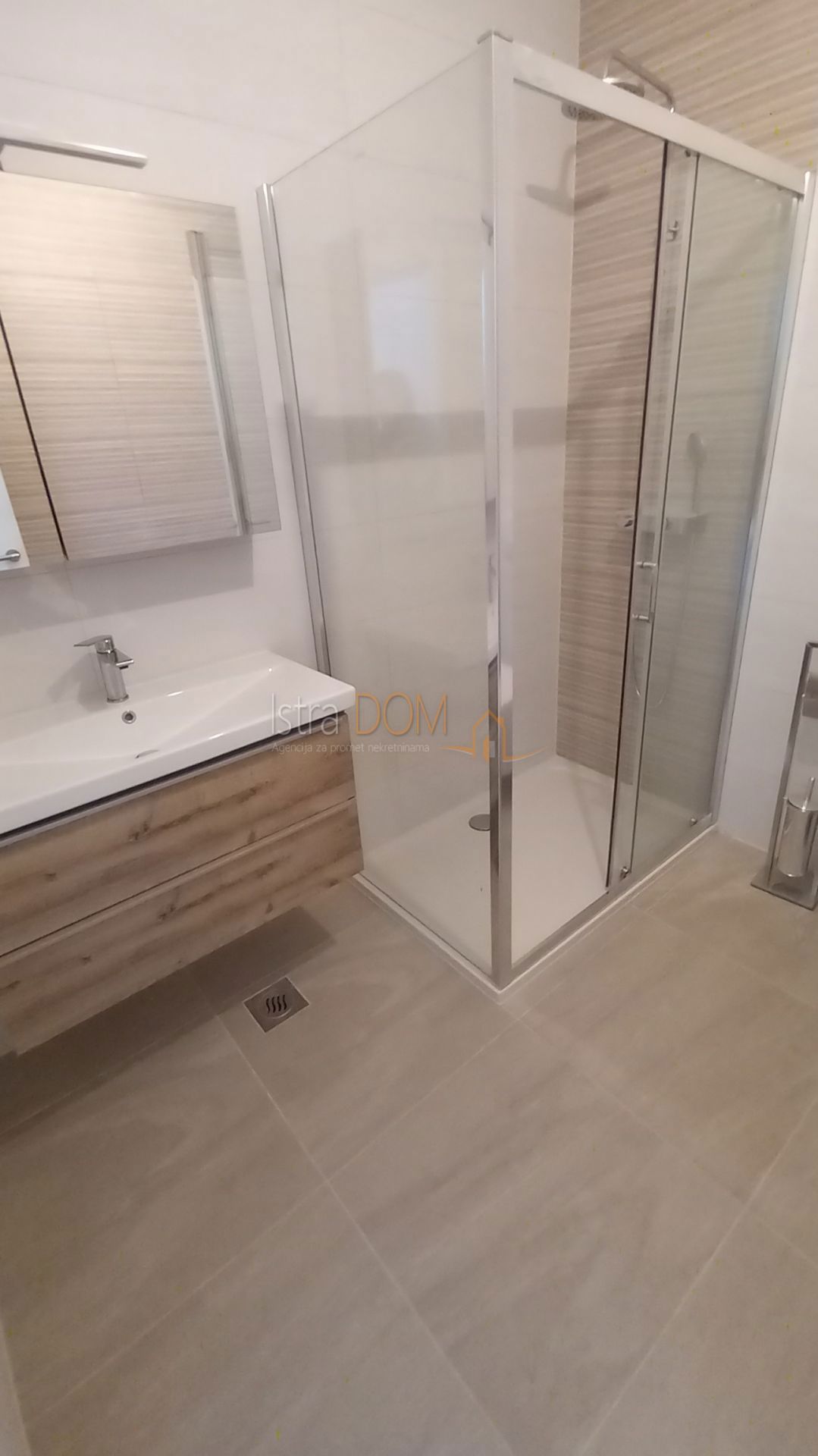 Apartmán Na predaj - ISTARSKA POREČ