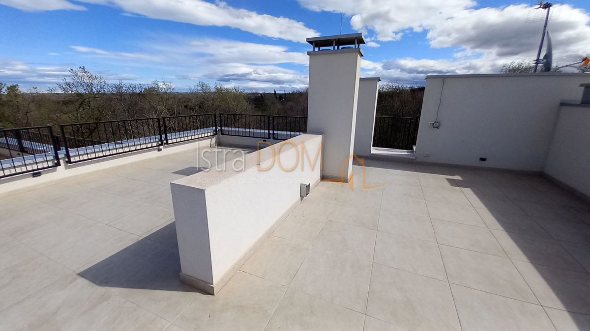 Apartmán Na predaj - ISTARSKA POREČ
