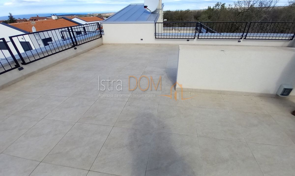 Apartmán Na predaj - ISTARSKA POREČ