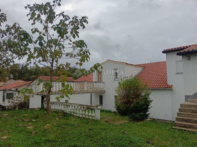 Hiša na predaj 300 m² – Labin