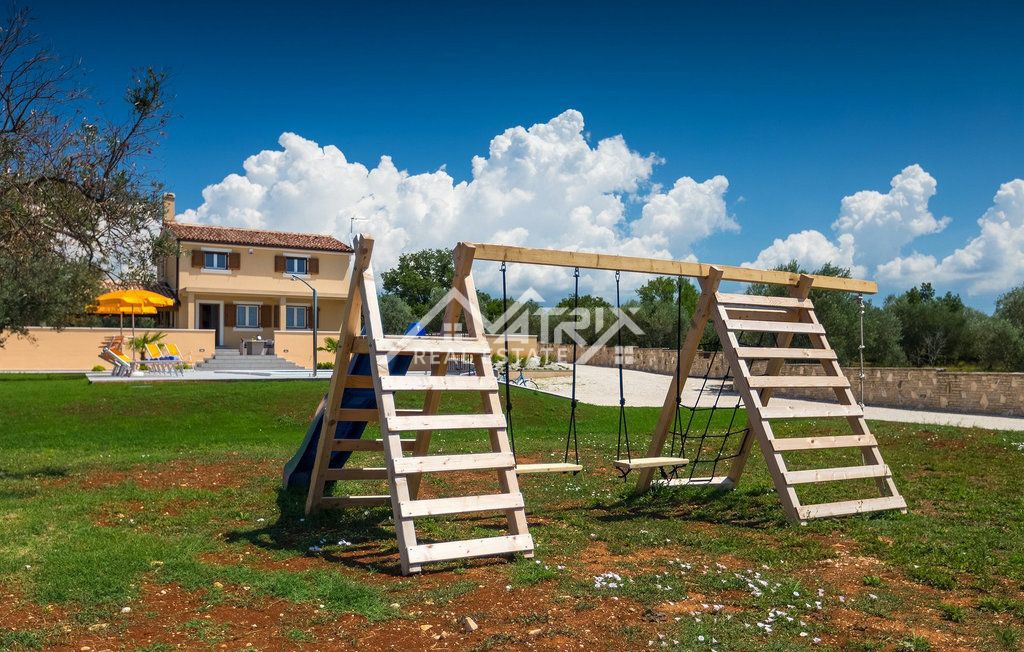 Kuća Na prodaju - ISTARSKA FAŽANA