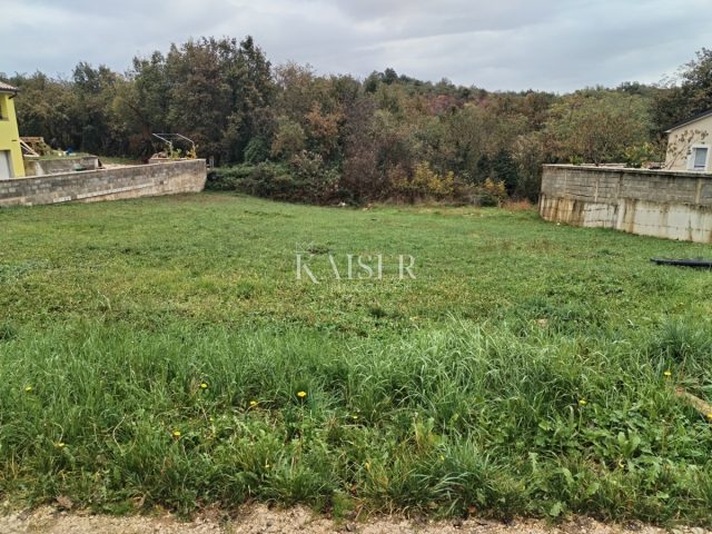 Zemljište na prodaju 720 m² – Buje