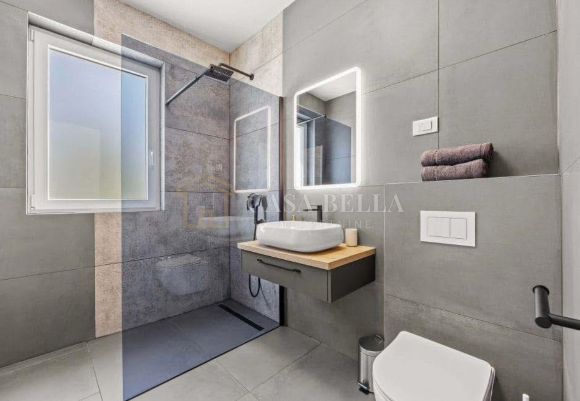 Haus Zu verkaufen - ISTARSKA SVETVINČENAT