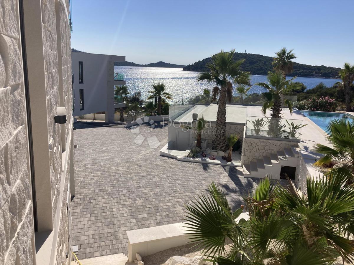 Apartment Zu verkaufen - ŠIBENSKO-KNINSKA ROGOZNICA