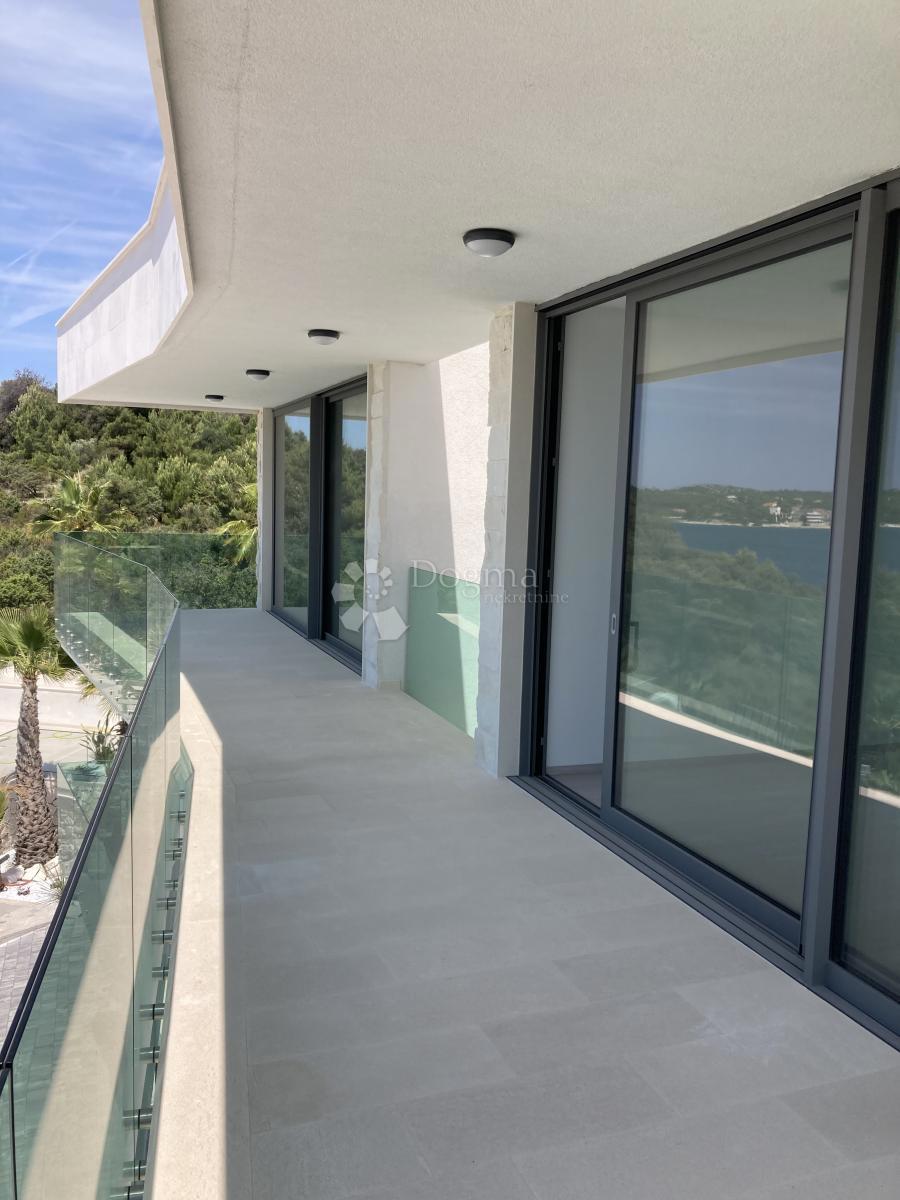 Apartment Zu verkaufen - ŠIBENSKO-KNINSKA ROGOZNICA