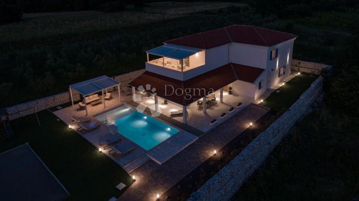 Kuća Na prodaju - ISTARSKA BARBAN