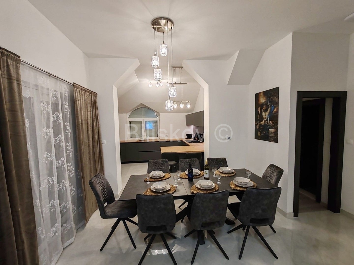 Appartamento Da affittare - SPLITSKO-DALMATINSKA KAŠTELA
