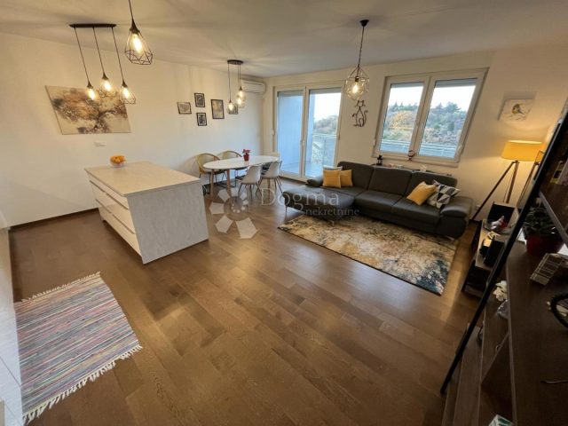Apartmán na prenájom 82 m² – Rijeka