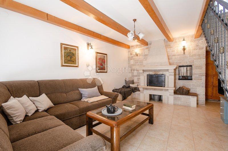 Haus Zu verkaufen - ISTARSKA KANFANAR