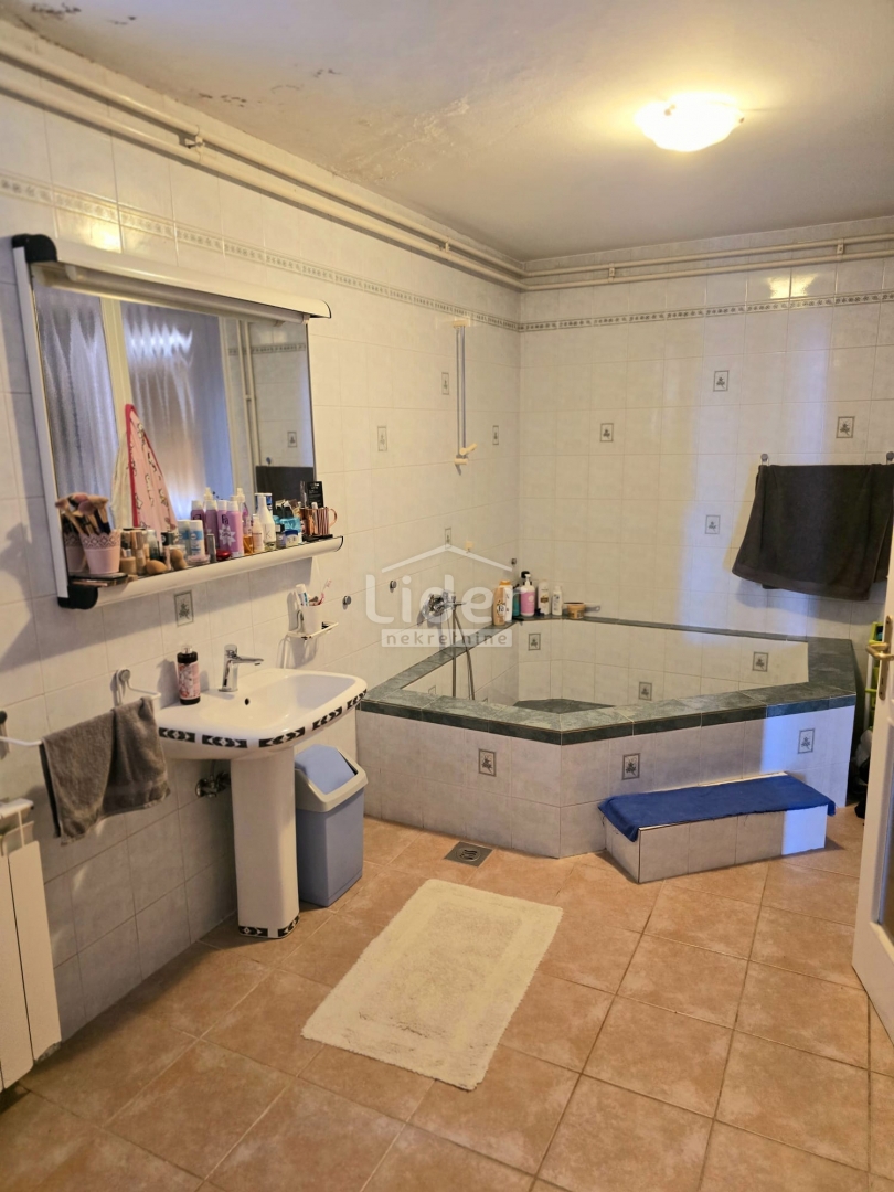Apartmán Na prodej - PRIMORSKO-GORANSKA MALI LOŠINJ