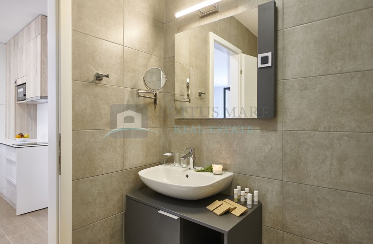 Appartement À vendre - ŠIBENSKO-KNINSKA VODICE