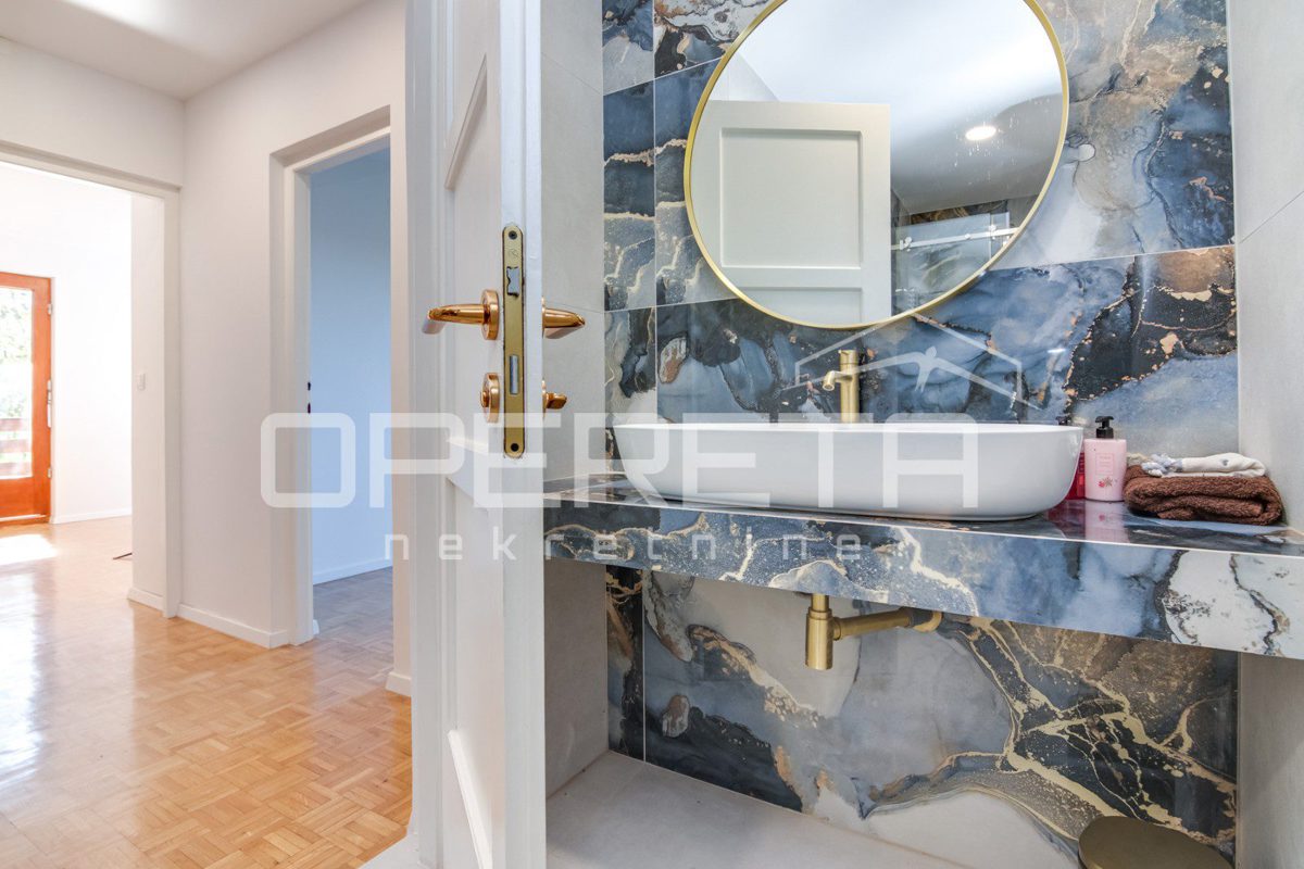 Maison À vendre - ZAGREBAČKA POKUPSKO