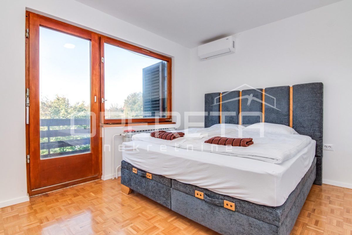 Maison À vendre - ZAGREBAČKA POKUPSKO