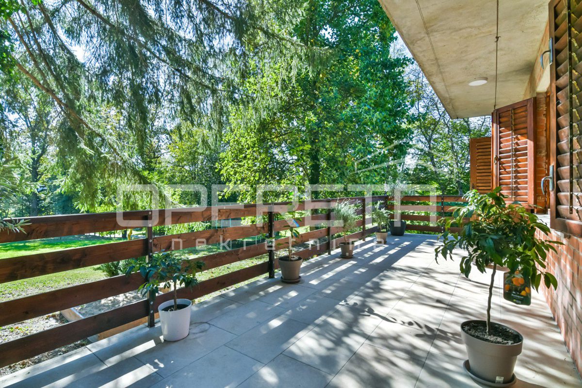 Maison À vendre - ZAGREBAČKA POKUPSKO