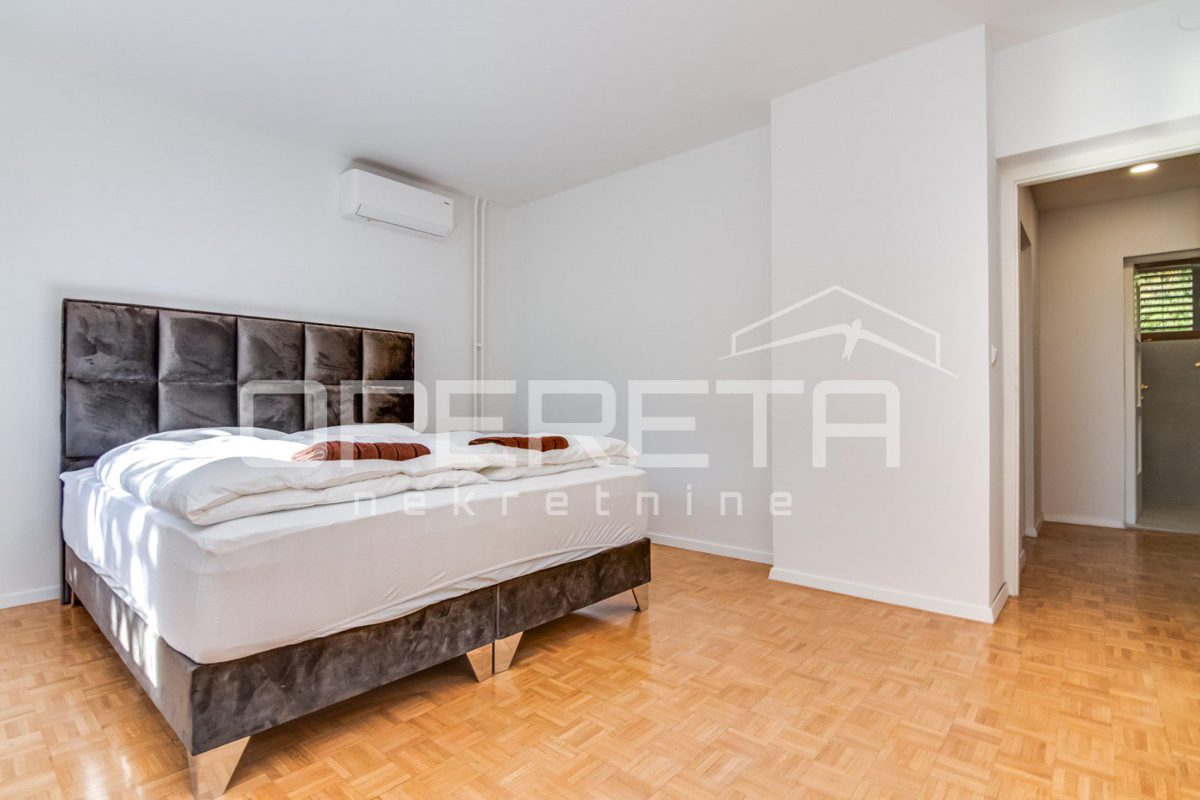 Maison À vendre - ZAGREBAČKA POKUPSKO