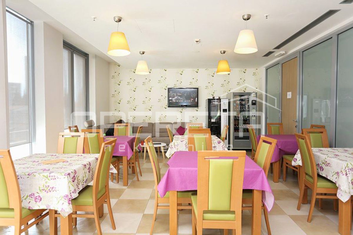Lokal użytkowy Do wynajęcia - SPLITSKO-DALMATINSKA SPLIT