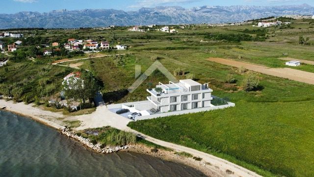 Flat For sale - ZADARSKA RAŽANAC