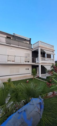 Hiša na predaj 359 m² – Rab