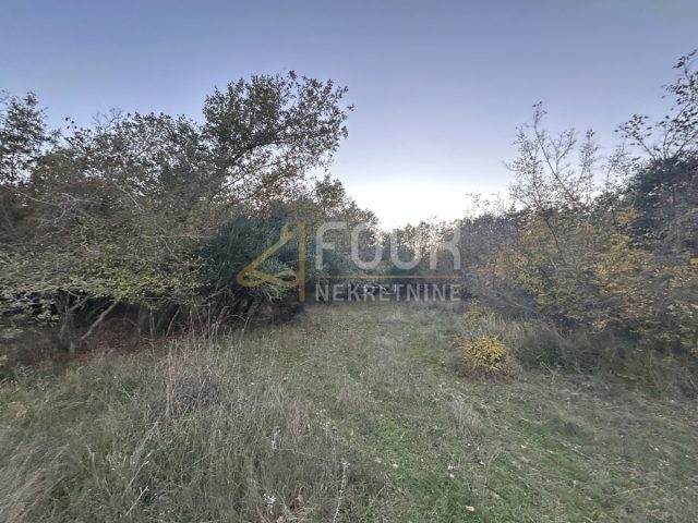 Grundstück zu verkaufen 4983 m² – Pula