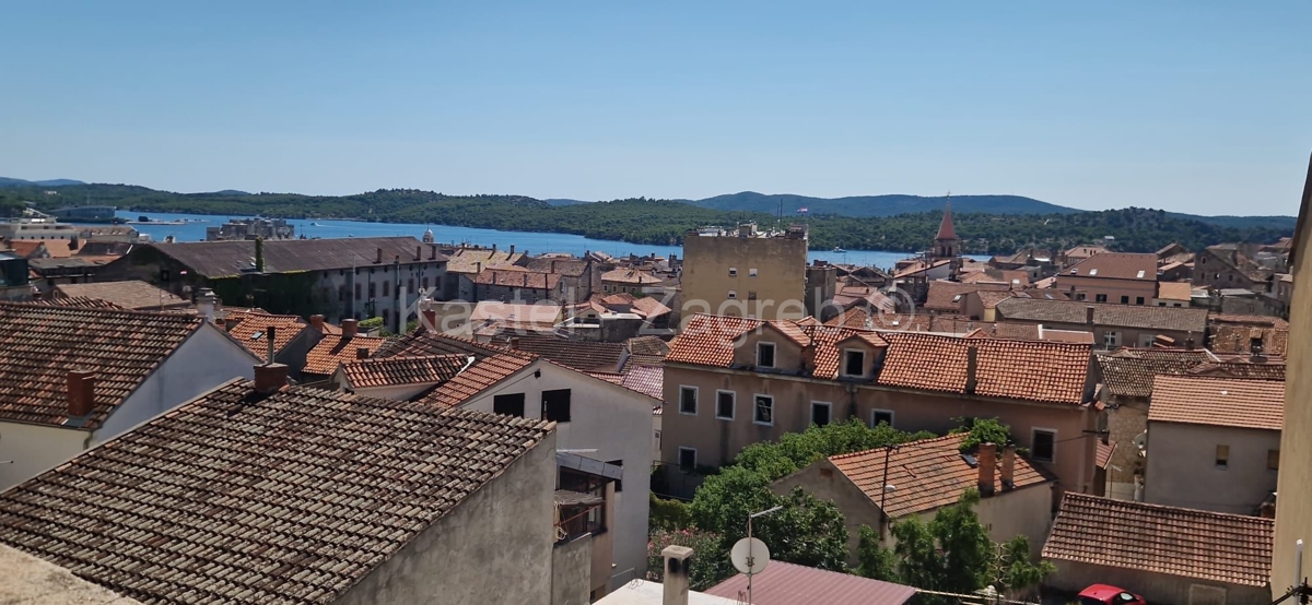 House For sale - šibensko-kninska šibenik - foto 1/2