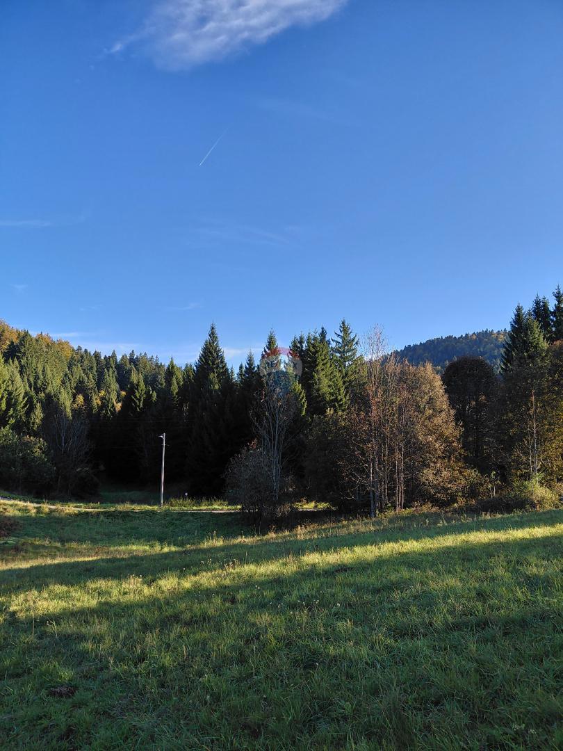 Działka Na sprzedaż - PRIMORSKO-GORANSKA RAVNA GORA