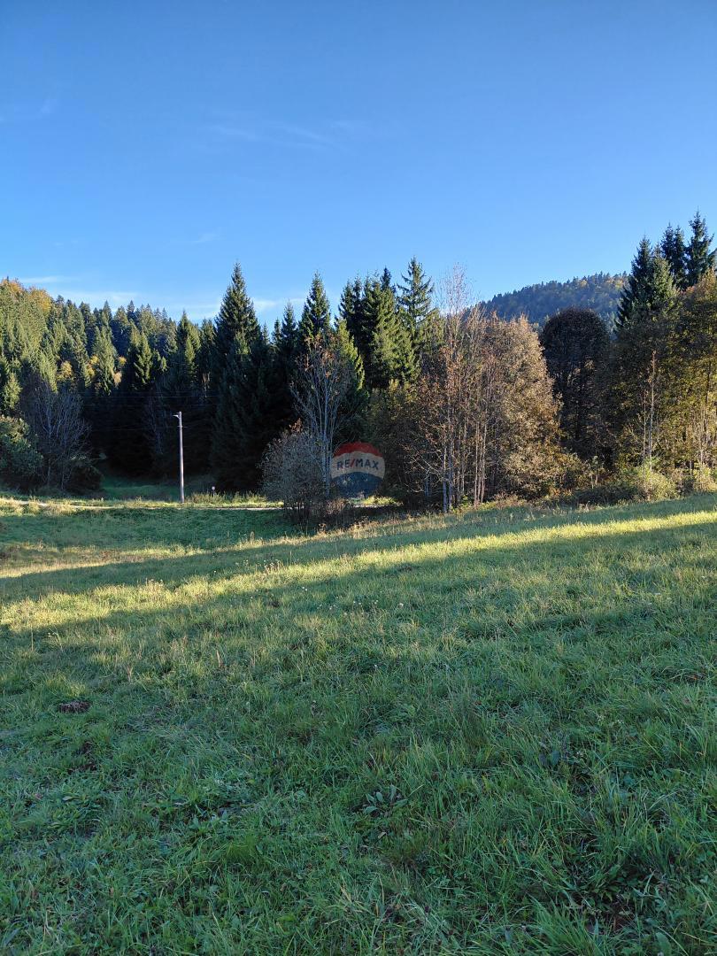 Działka Na sprzedaż - PRIMORSKO-GORANSKA RAVNA GORA