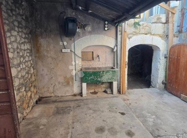 Kuća Na prodaju - PRIMORSKO-GORANSKA VINODOLSKA OPĆINA