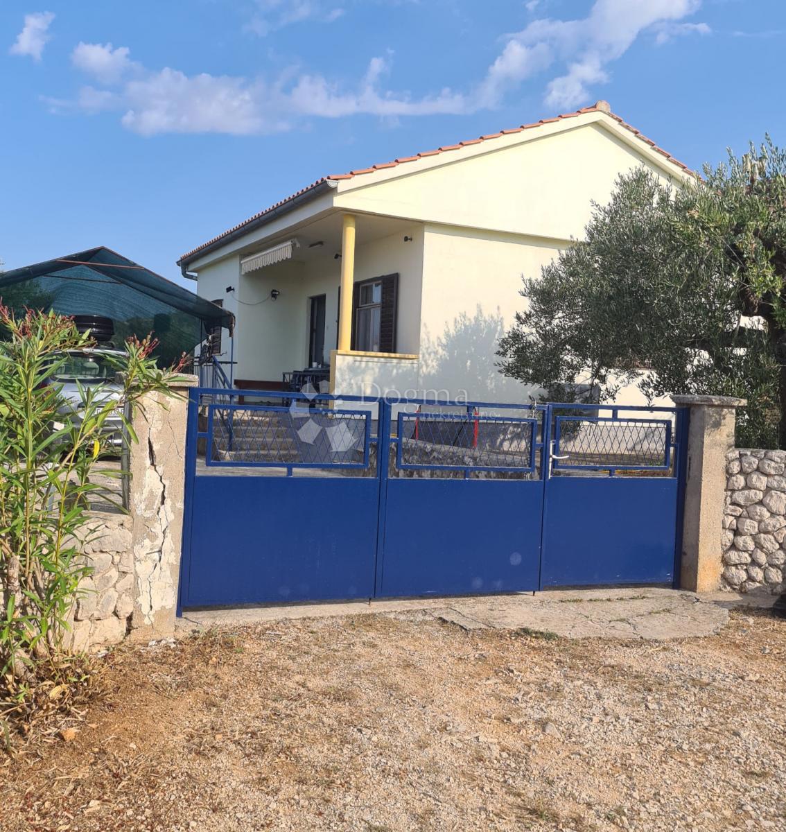 Casa In vendita - šibensko-kninska Rogoznica - foto 1/14