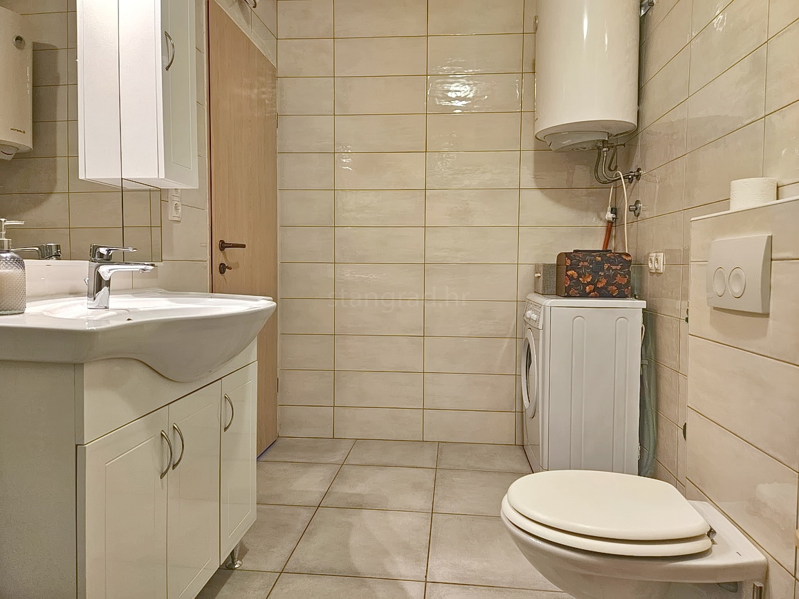 Flat For sale - PRIMORSKO-GORANSKA CRIKVENICA