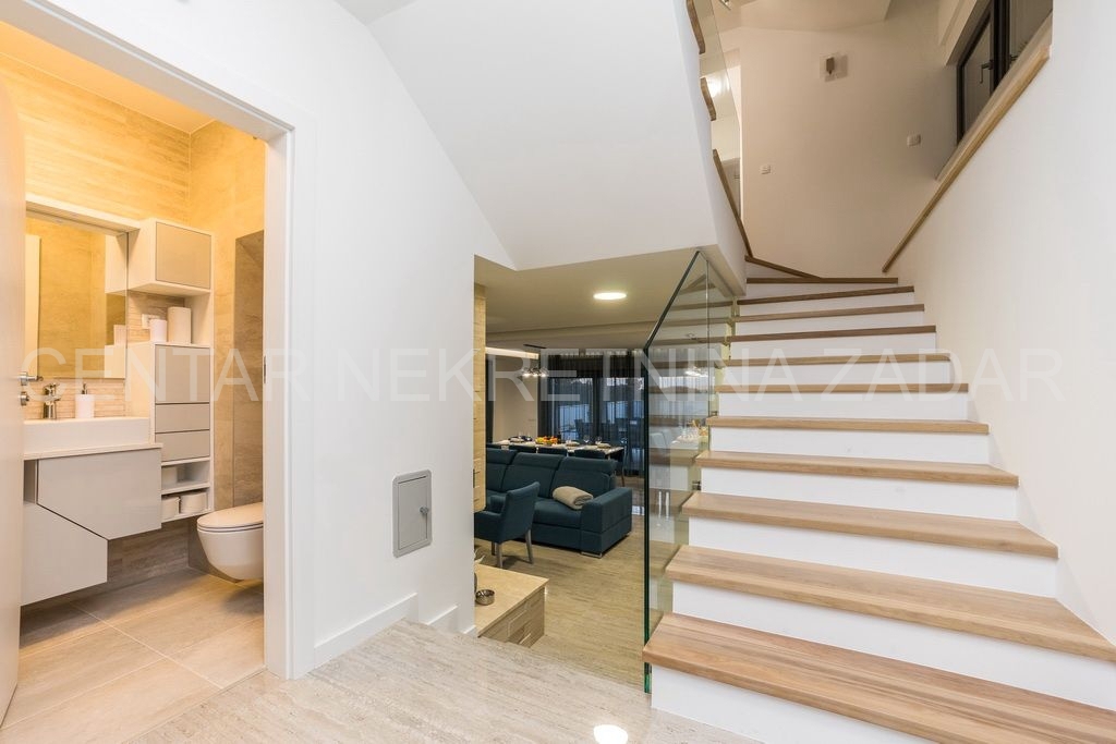 House For sale - ZADARSKA NIN