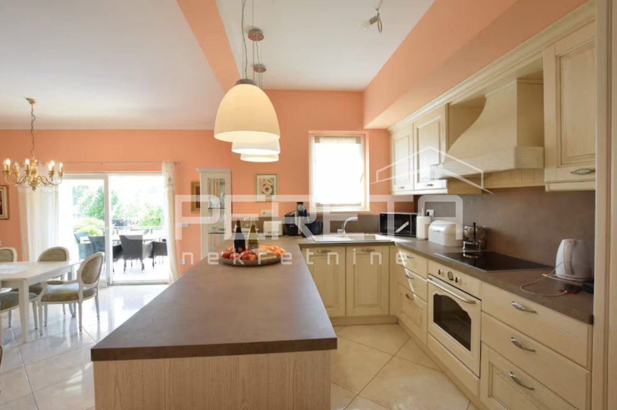 Haus Zu verkaufen - Istarska Poreč - foto 4/13